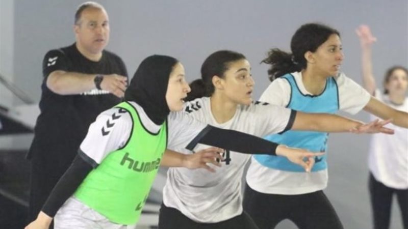 سيدات كرة اليد مواليد 2004