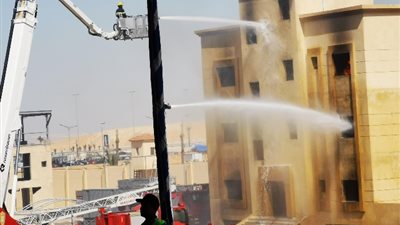 السيطرة على حريق شب داخل منزل مكون من 3 طوابق بأرض اللواء