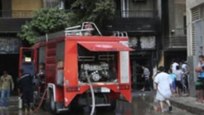 انتداب المعمل الجنائي لمعاينة موقع حريق محل فطائر بشارع مستشفى الصدر