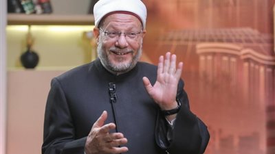 التشكيل الوزاري الجديد، عمائم شابة تطارد وزير الأوقاف