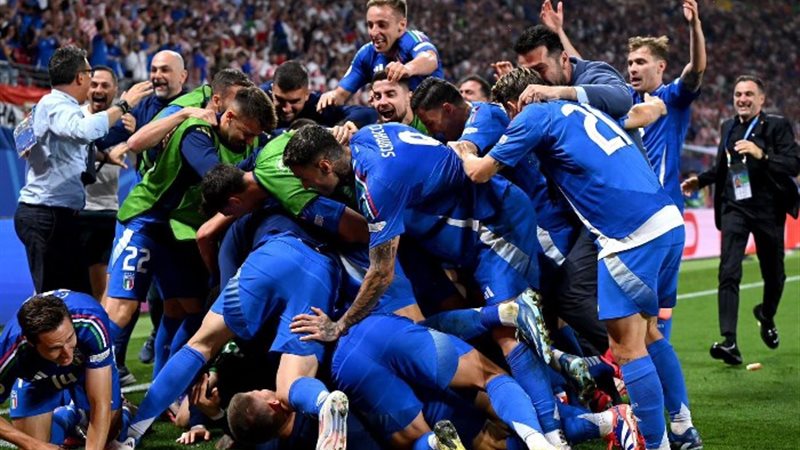 لاعبي المنتخب الإيطالي