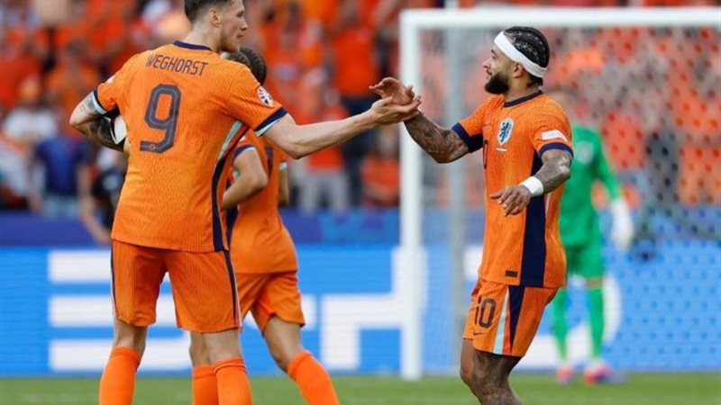 مباراة رومانيا وهولندا