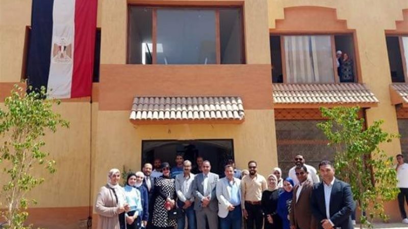 جانب من افتتاح المنطقة الطبية