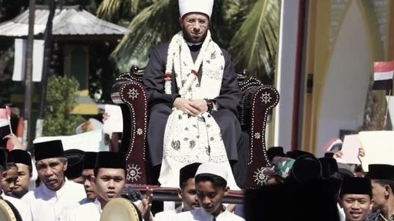 الدكتور أسامة الأزهري