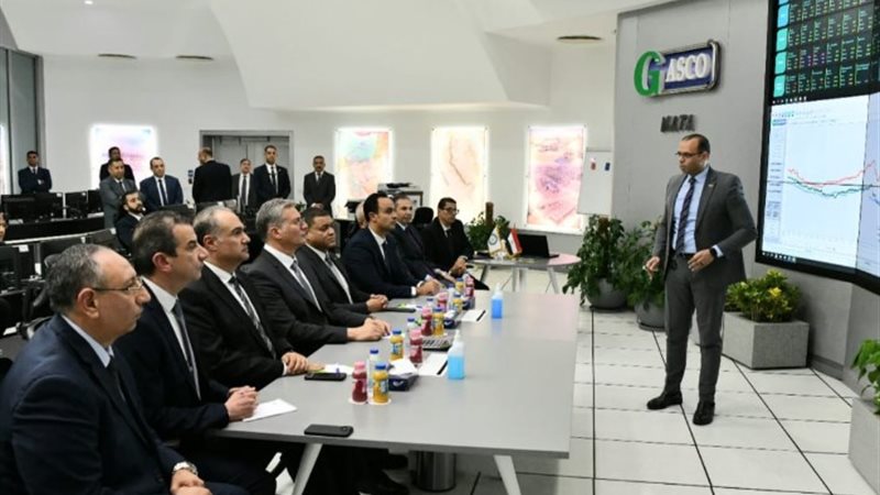 كريم بدوى وزير البترول والثروة المعدنية