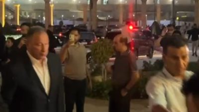 رد فعل محمود الخطيب في عزاء أحمد رفعت (فيديو)