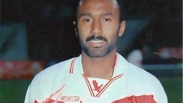 أحمد الكاس
