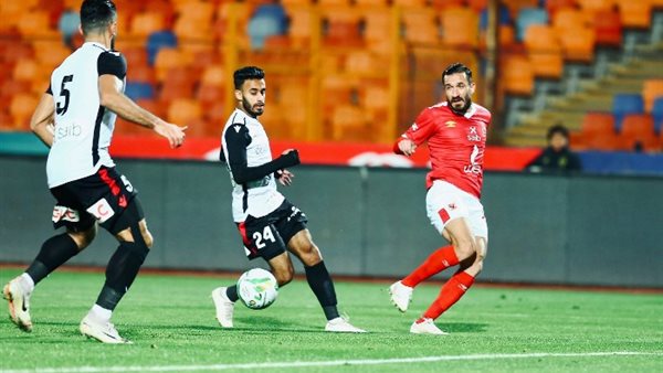 مباراة الأهلي ضد