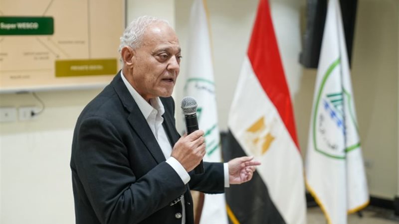 الدكتور حسين العاطفي وزير الموارد المائية الأسبق